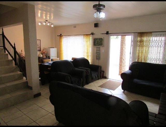 3 BEDROOM DUPLEX FOR SALE IN ST MICHAELS ON SEA